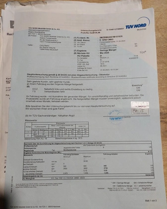 Mazda 3 cena 53000 przebieg: 142000, rok produkcji 2016 z Łask małe 596